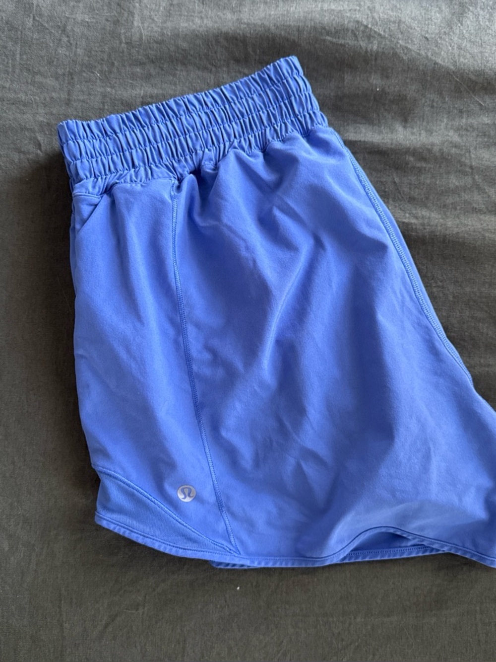 Lululemon hotty hot high rise shorts size 10